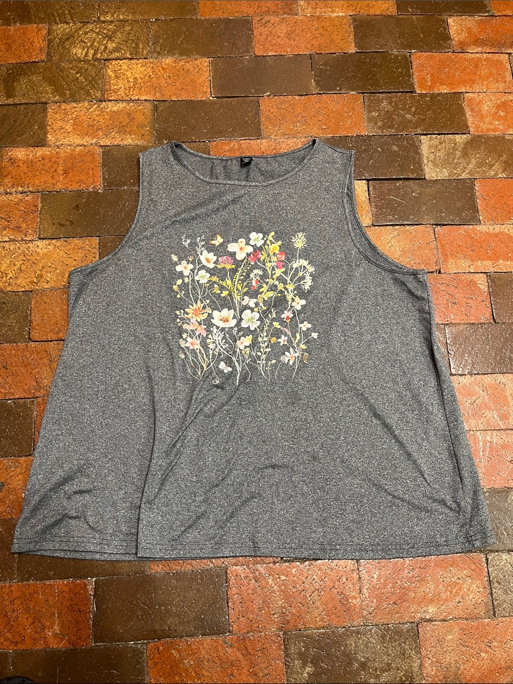 SHEIN curve 3XL gray sleeveless top floral design 3007